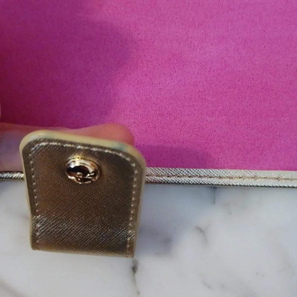Lilly Pulitzer Gold Agenda Folio Gold exterior pink interior 8